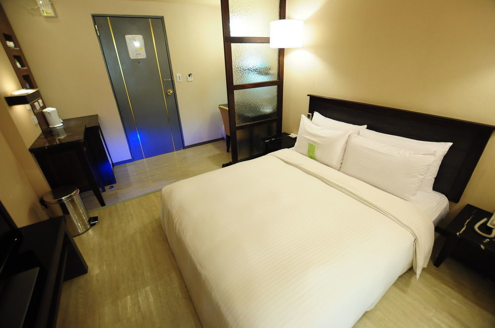 Kindness Hotel Shinkuchan Kaohsiung Exterior photo