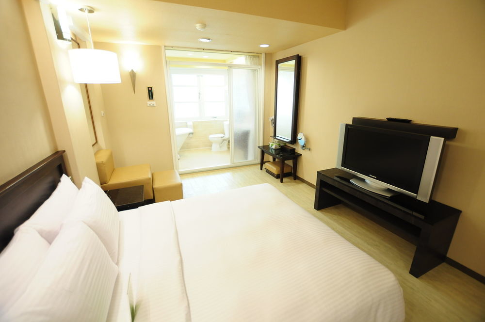 Kindness Hotel Shinkuchan Kaohsiung Exterior photo
